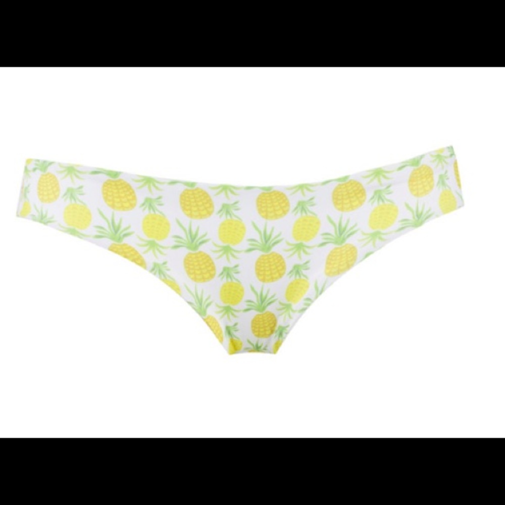 Eau Paix Vie pineapple bottoms
